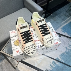 Dolce Gabbana Low Shoes